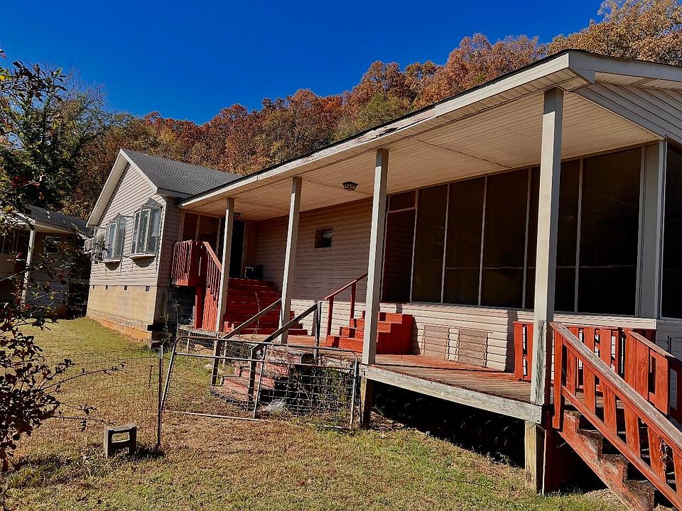 1st image of 684 Riverbend Dr