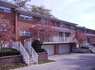 167 E Palatine Rd, Palatine, IL 60067