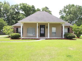 7878 Parham Ave, Denham Springs, LA 70706