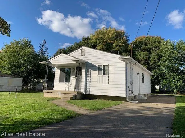 3820 Orr St, Flint, MI 48532