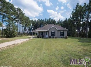 28684 Ross's Trl, Albany, LA 70711