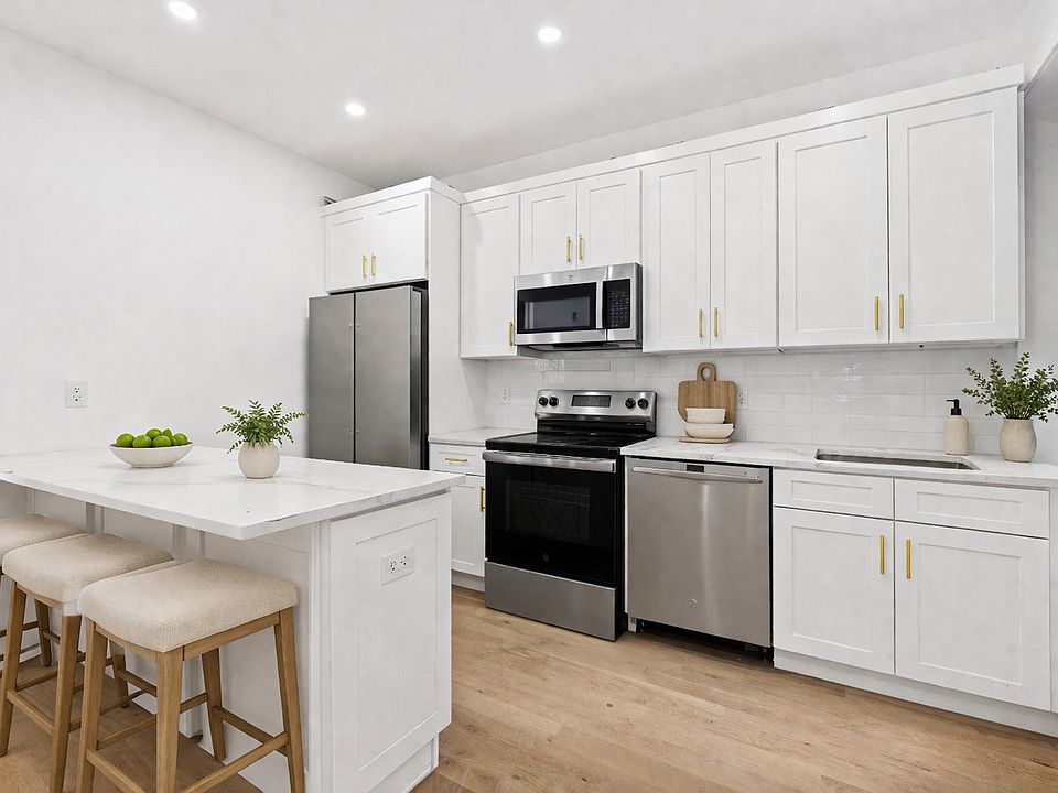 1st image of 2605 Avenue D #1
