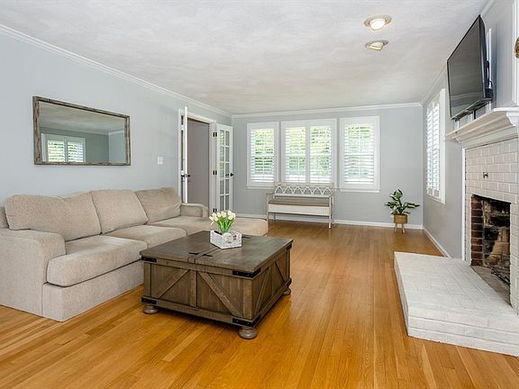 4th image of 6 Raven Rd