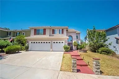 6 bed, 3.0 bath, 3130 sqft, $4,500 — Photo 1