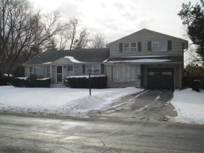 150 Ocean Grove Ave, Swansea, MA, 02777