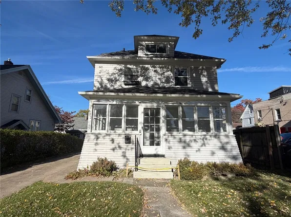 612 Humboldt St, Rochester, NY 14610