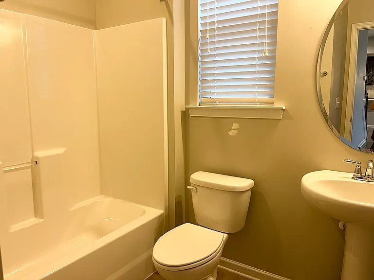 329 Reezy Ln — Photo 5