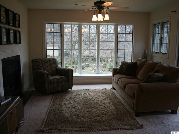 5th image of 2791 Balboa Dr