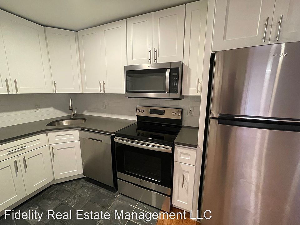 1st image of 6 Farrington St APT 1