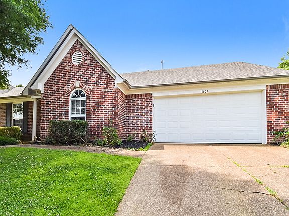 3rd image of 11607 Evening Ridge Dr
