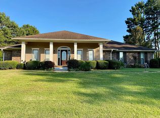 1605 Ruff Cir, Tupelo, MS 38801