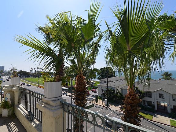3rd image of 1901 E Ocean Blvd Unit 403