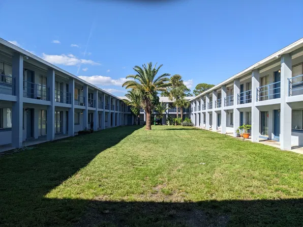 180 Minna Ln, Merritt Island, FL