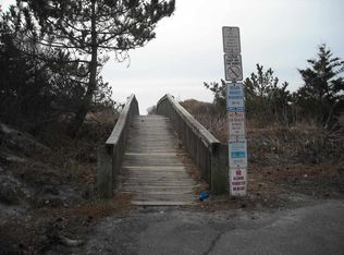 226 4th St S, Brigantine, NJ 08203