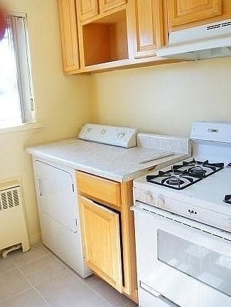 5th image of 21433 Hillside Ave #B