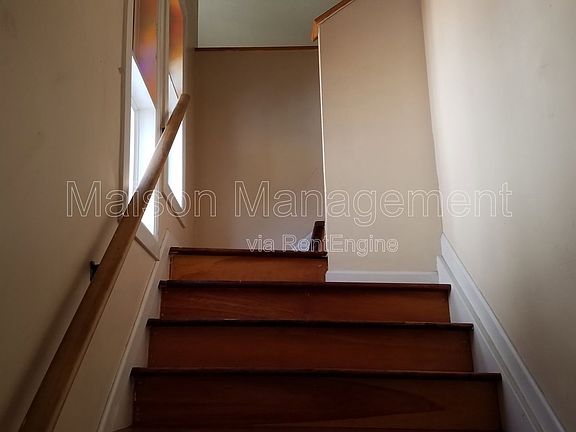 2nd image of 486 Goodman St S