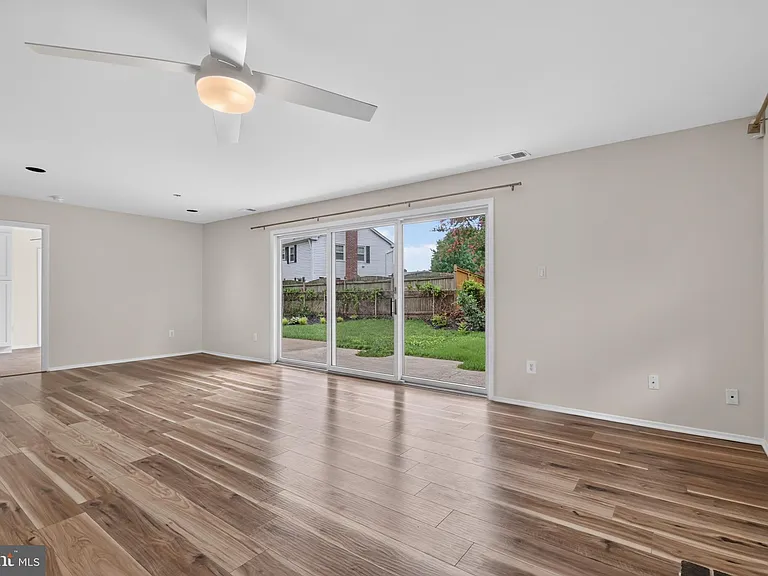 4214 Penner Ln — Photo 12