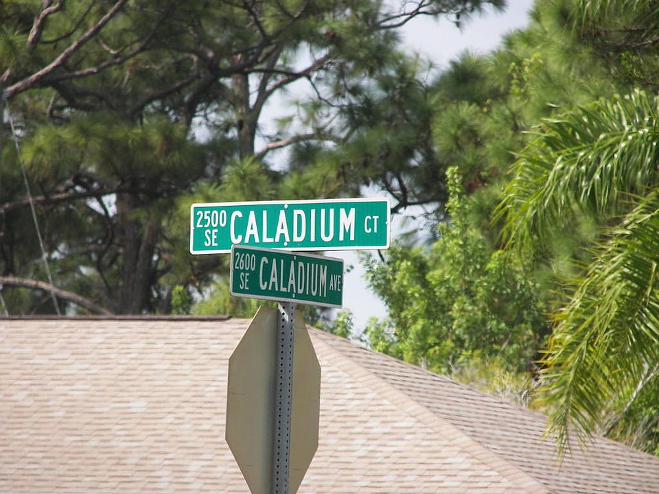 2nd image of 2522 SE Caladium Ct