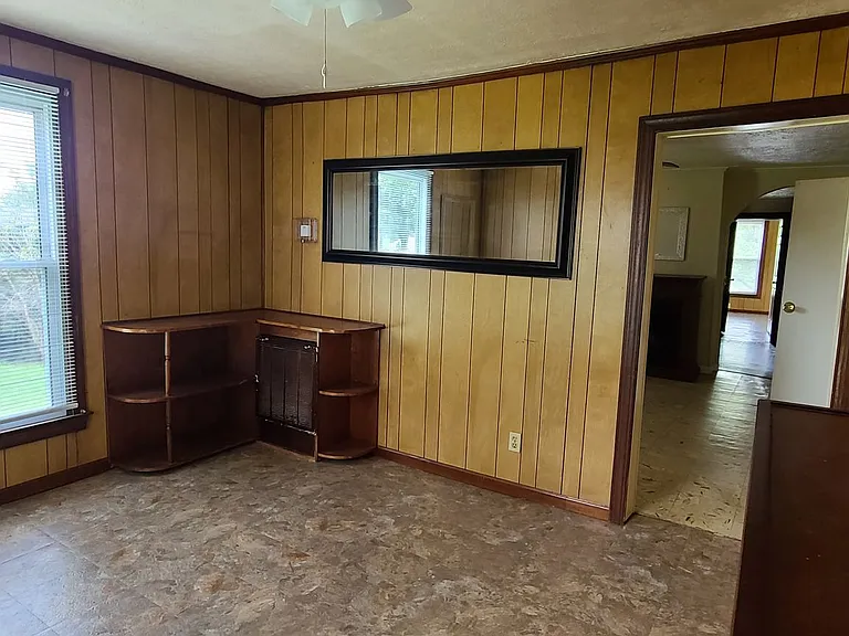 2920 Richmond St — Photo 4
