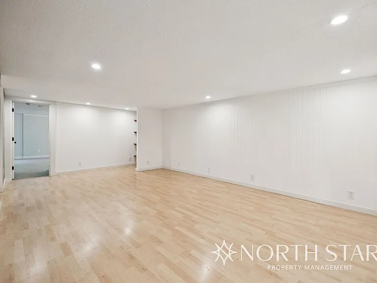 7617 NW Skyline Blvd — Photo 21