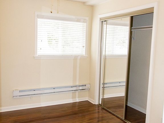 5th image of 32 Peachtree Ave NE #11238609