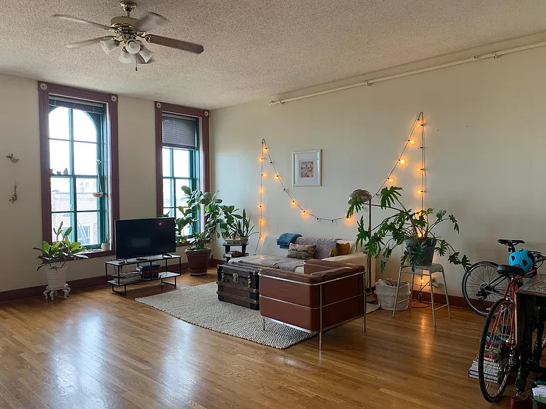 723 Massachusetts St #3 — Photo 5