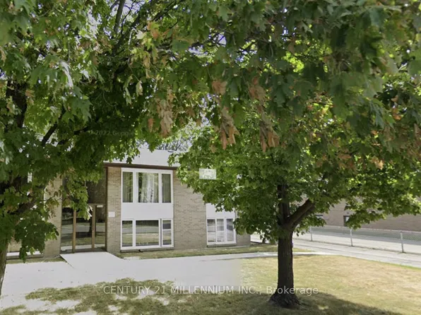 58 Isabella St Unit A, Brampton, ON L6X 1P9