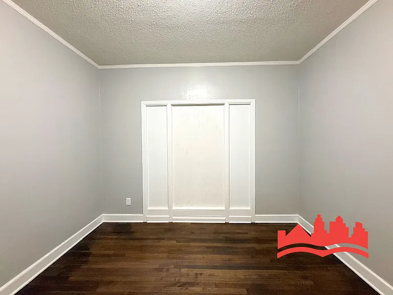 2244 Cypress Cir — Photo 17