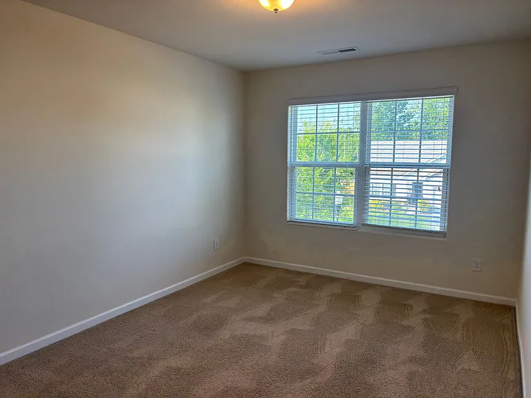 7617 Malden Park Dr — Photo 23
