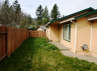 342 N Sawyer Ave, Cave Junction, OR