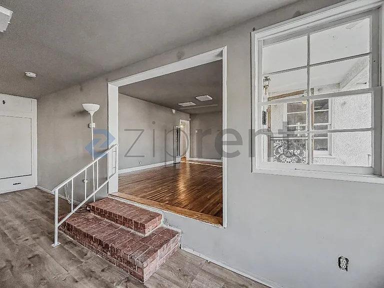 720 Mount Vernon Ave — Photo 7