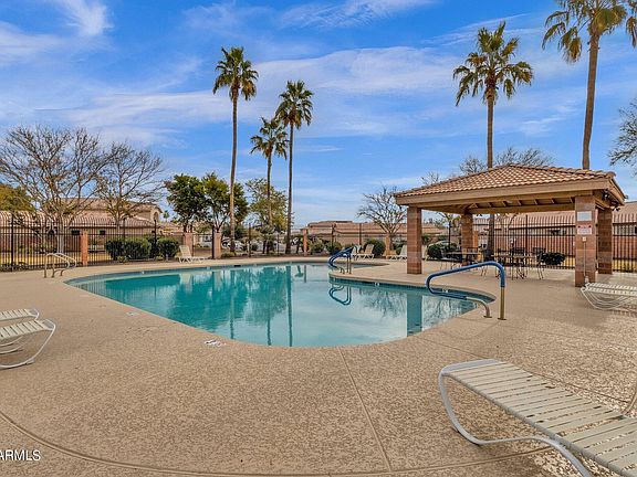 4th image of 4505 E WINDSONG Drive