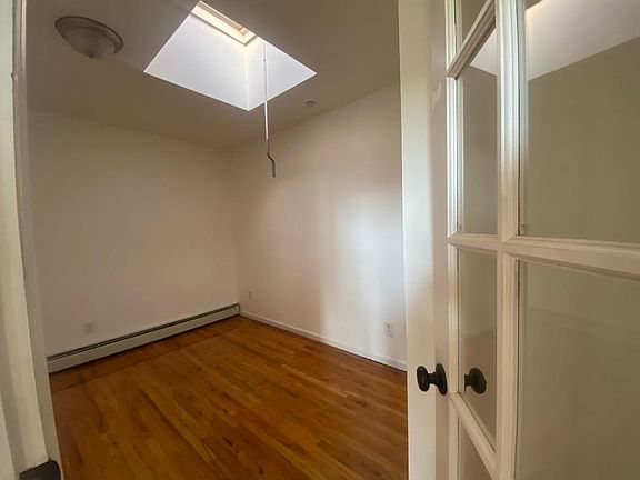 2nd image of 139-70 Pershing Cres APT 4A