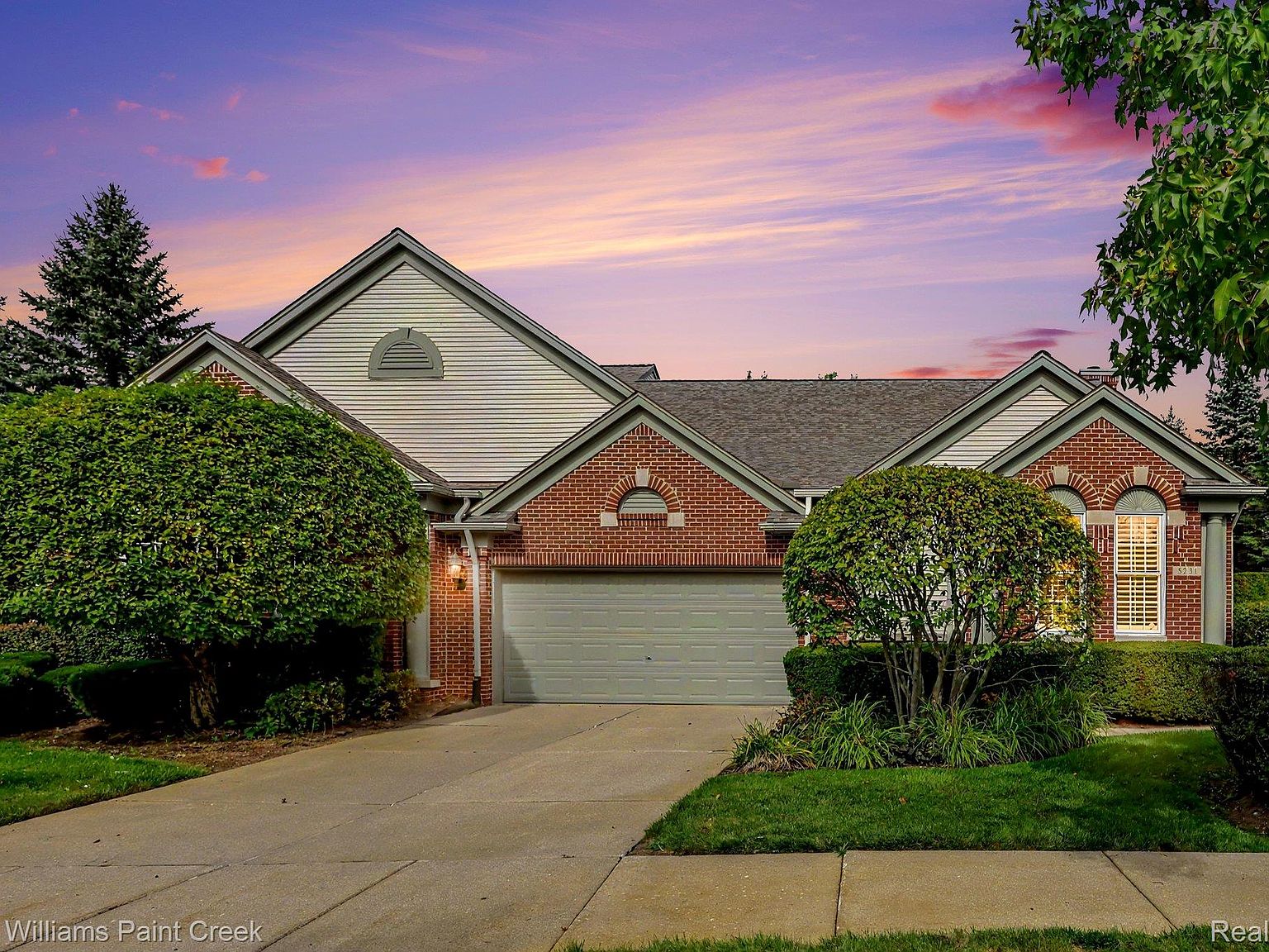 5231 Belmonte Dr, Oakland Twp, MI 48306