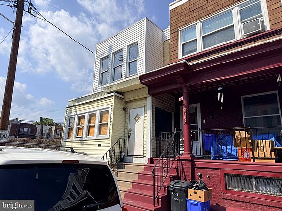 3rd image of 2511 S Millick St