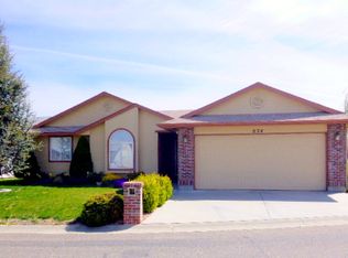 824 N Bristol St, Nampa, ID 83651