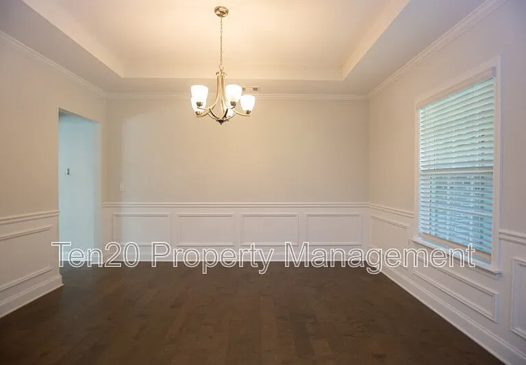 7794 Garrett Rd — Photo 3