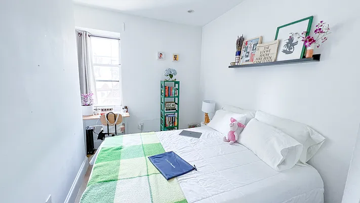 Rented by Brighton Management | media 16