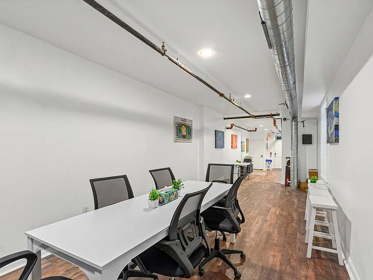 402 Broadway #1 — Photo 11