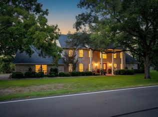 8412 Ravenswood Rd, Granbury, TX 76049