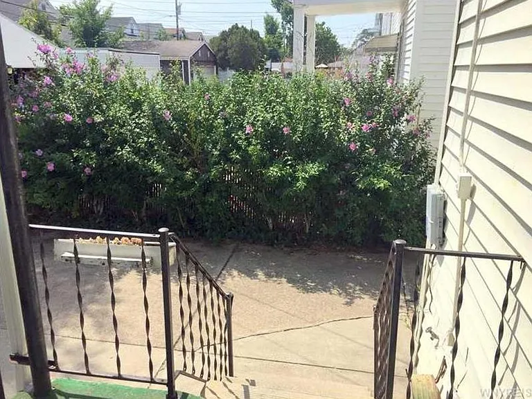 Virgil Ave — Photo 24