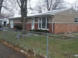 2724 Oxford Dr S, Markham, IL 60428