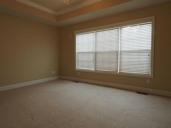 5th image of 145 Wilshaw Ct