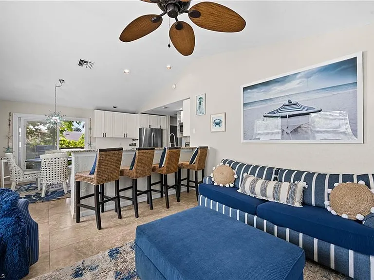 105 W Hilo St — Photo 10