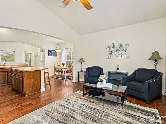 3rd image of 5014 Brookfield Dr #B