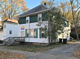 709 W California Ave APT 1, Urbana, IL 61801