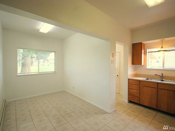 4th image of 6713 284th St NW