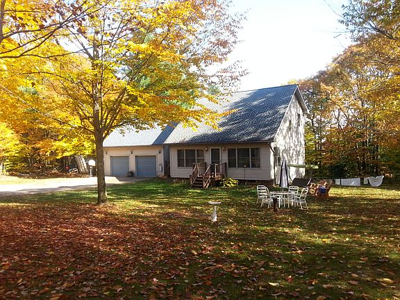2nd image of 36 Patriot Ln