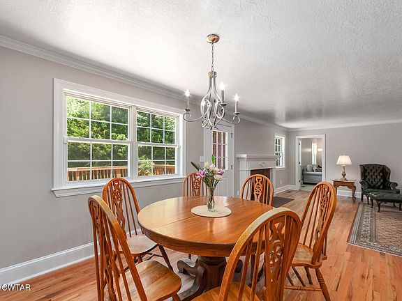 3rd image of 480 Friendship Rd