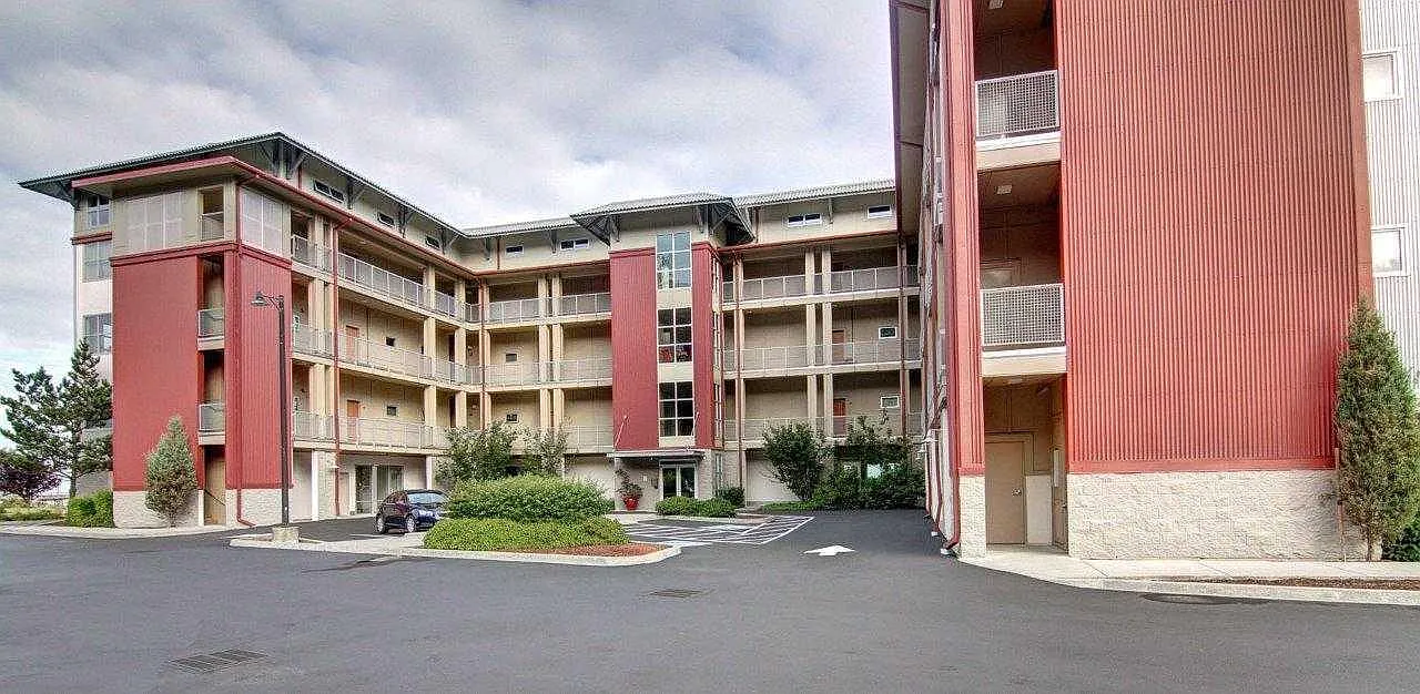 3930 Abbey Ln Unit 401 photo 1